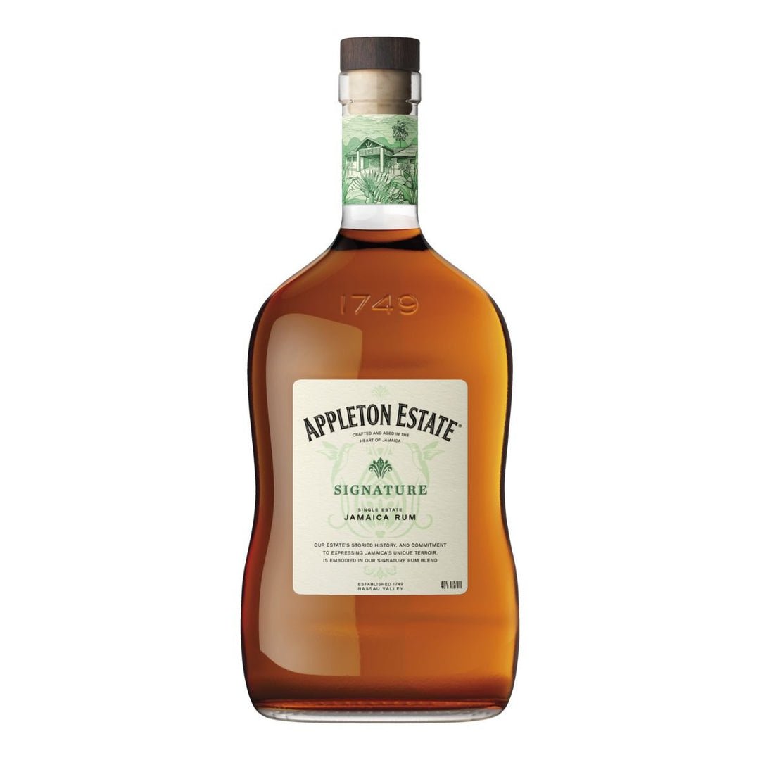 Buy Appleton Estate Appleton Estate Signature Blend Jamaica Rum (700mL) at Secret Bottle